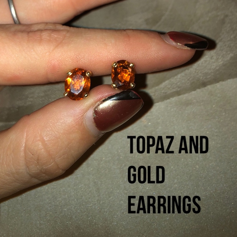 Topaz and gold earrings